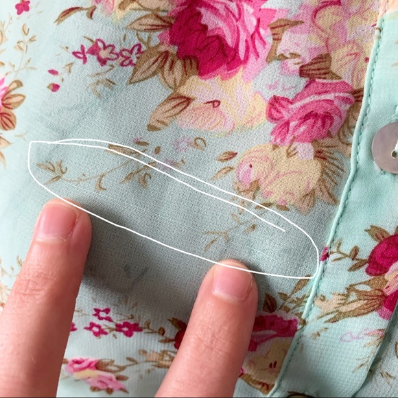 Floral tank top blouse SMALL - Picture 7 of 7